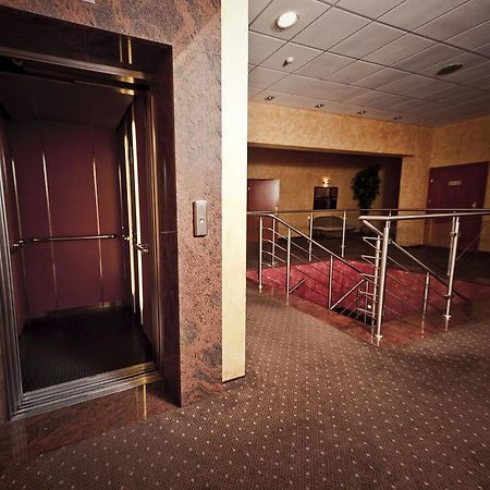 Hotel Wityng Ślesin 외부 사진
